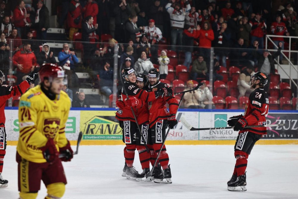 Rabčan opäť zatiahol roletu a vynuloval Trenčín, znovu rozhodla tretia tretina | HC 05